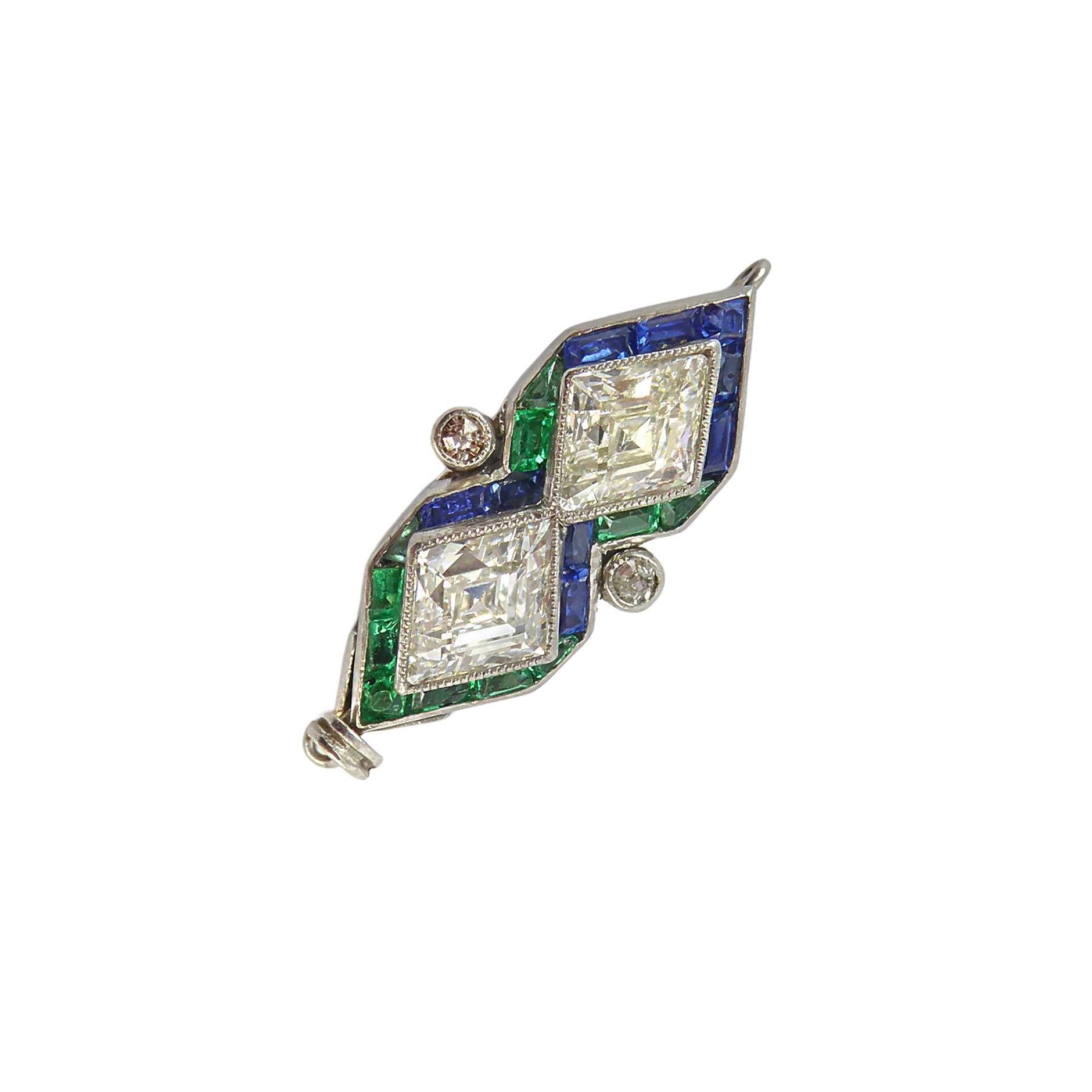 Art Deco double lozenge cut diamond, sapphire and emerald cluster clasp, c.1925, with fittings for a single row,